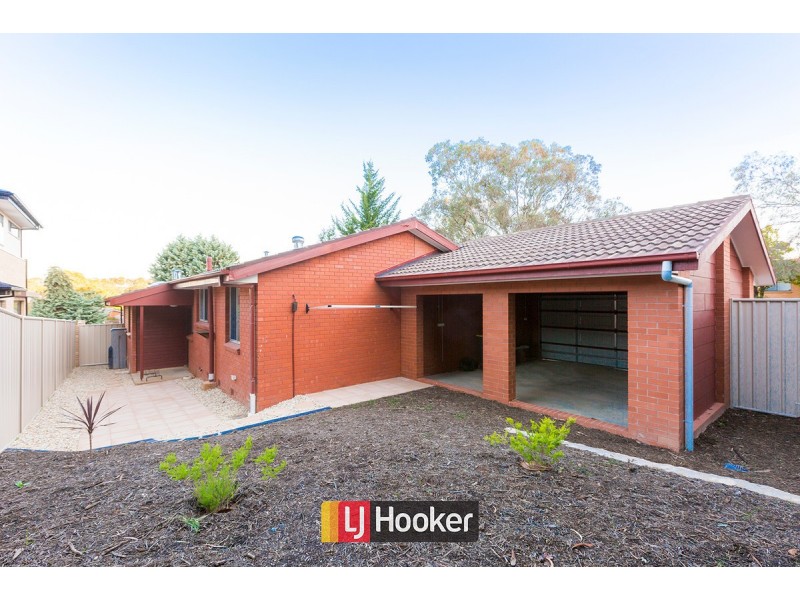 81 Chuculba Crescent, Giralang ACT 2617