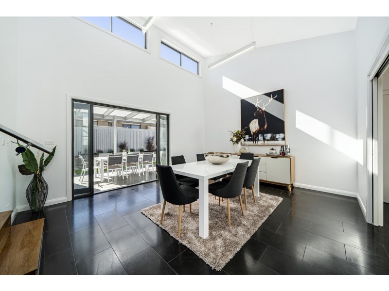 6 Chiesa Street, Forde ACT 2914