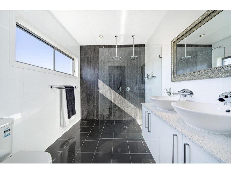 6 Chiesa Street, Forde ACT 2914