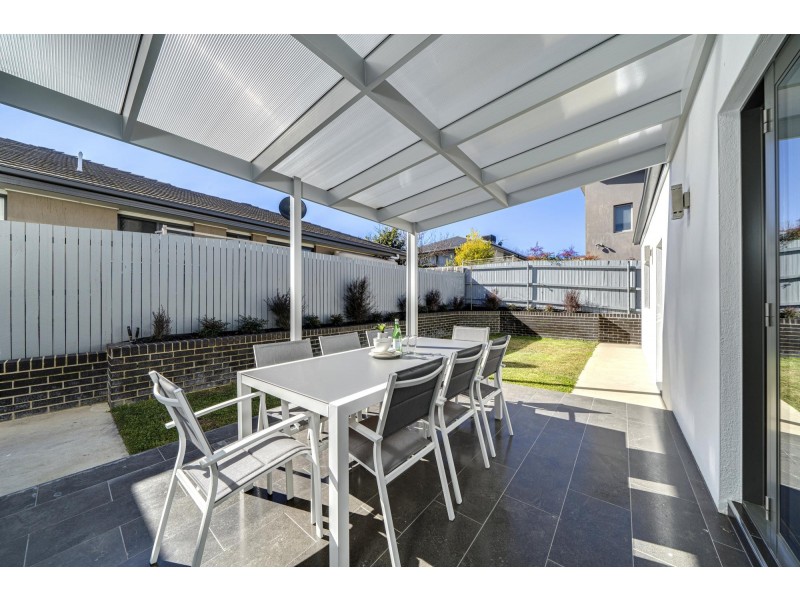 6 Chiesa Street, Forde ACT 2914