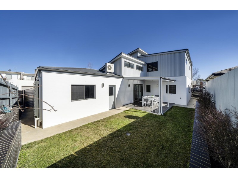 6 Chiesa Street, Forde ACT 2914