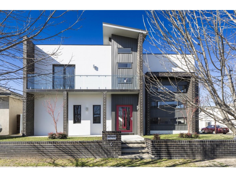 6 Chiesa Street, Forde ACT 2914