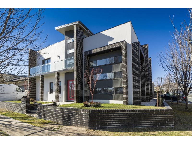 6 Chiesa Street, Forde ACT 2914