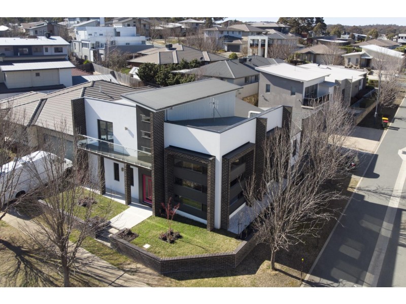 6 Chiesa Street, Forde ACT 2914