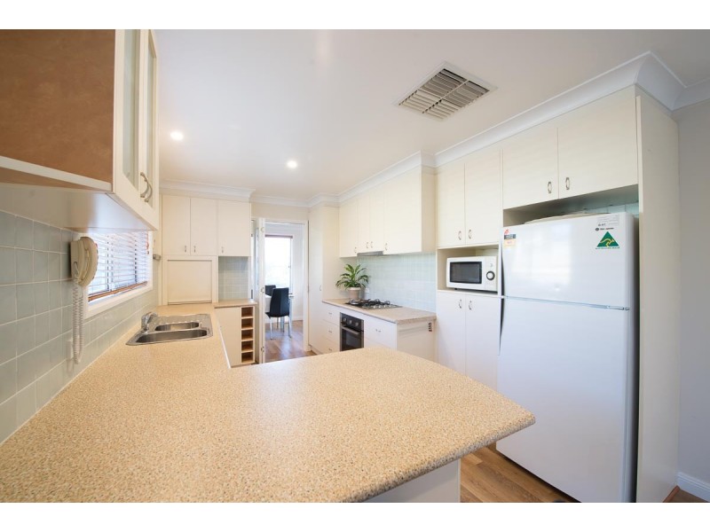 5 Kinalung Place, Giralang ACT 2617