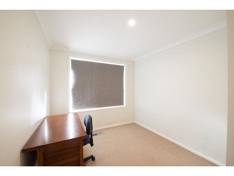 5 Kinalung Place, Giralang ACT 2617