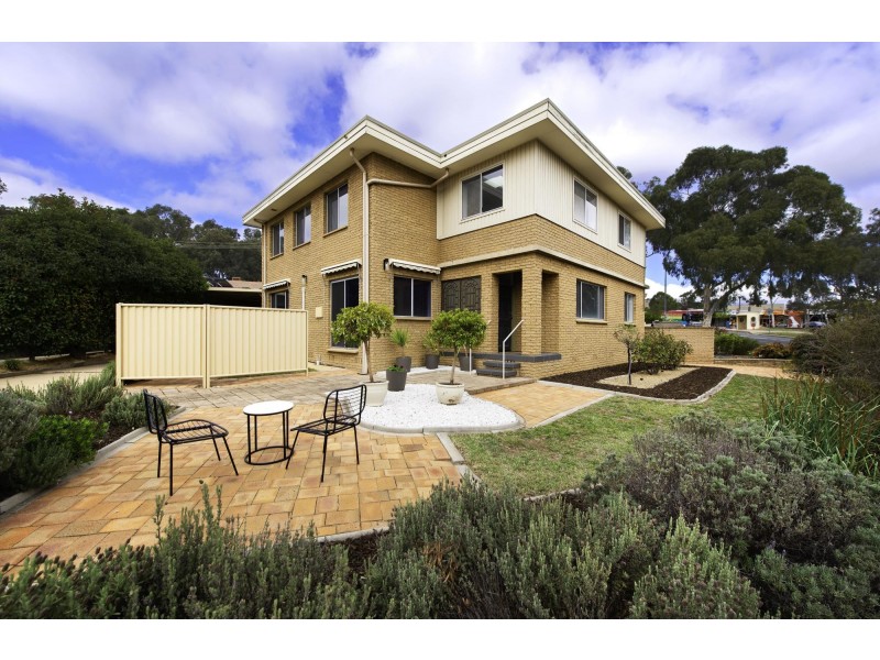 57 Williamson Street, Holder ACT 2611