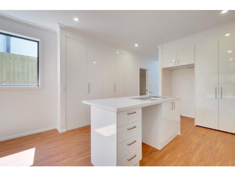 2/106 Mawson Drive, Mawson ACT 2607