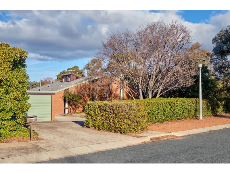 9 Sewell Place, Macgregor ACT 2615