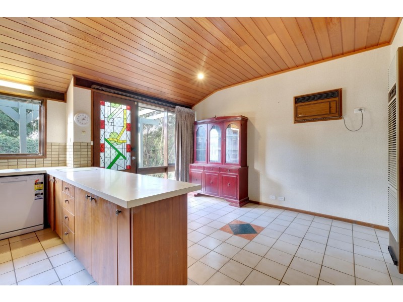 9 Sewell Place, Macgregor ACT 2615