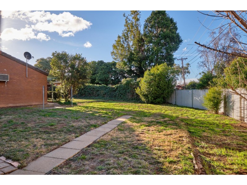 9 Sewell Place, Macgregor ACT 2615