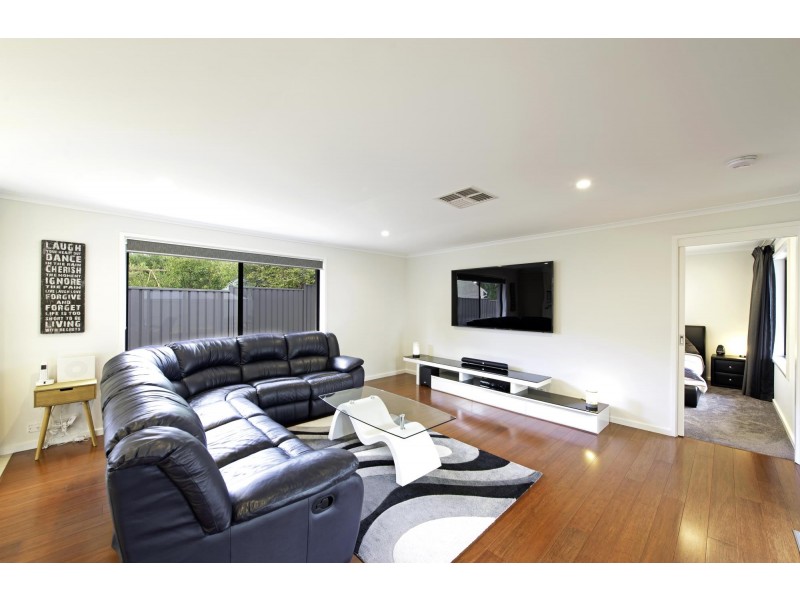 5 Cusack Place, Fraser ACT 2615