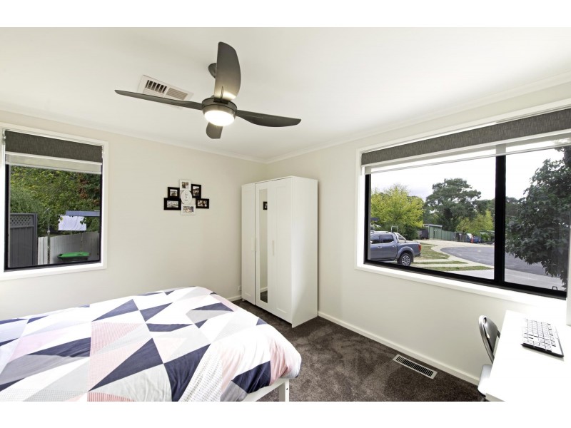 5 Cusack Place, Fraser ACT 2615