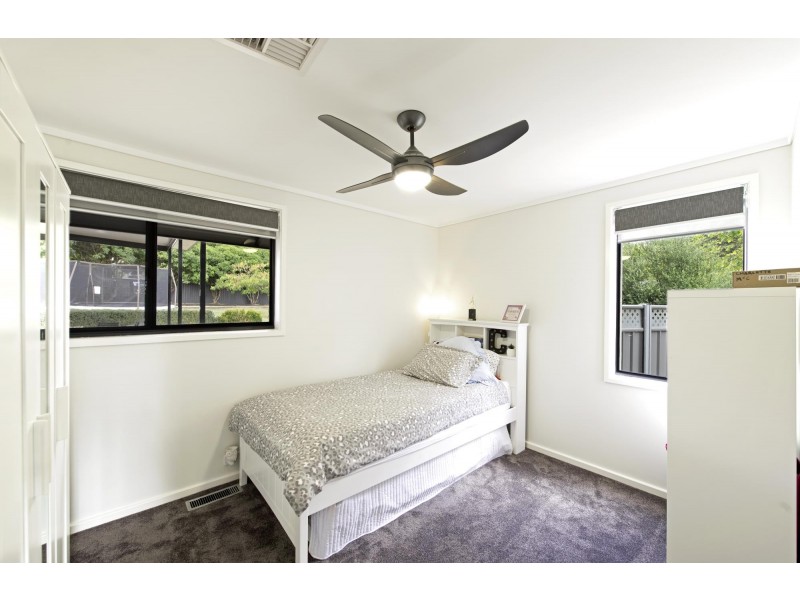5 Cusack Place, Fraser ACT 2615