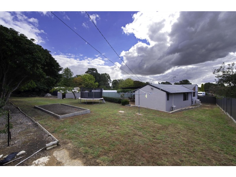 5 Cusack Place, Fraser ACT 2615