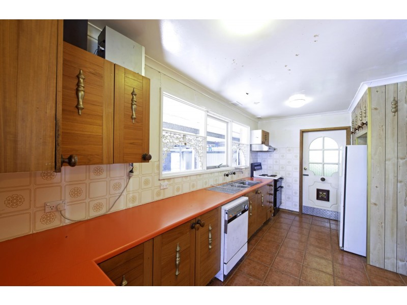 5 Peden Place, Watson ACT 2602