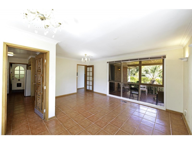 5 Peden Place, Watson ACT 2602