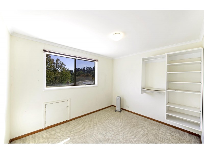 5 Peden Place, Watson ACT 2602