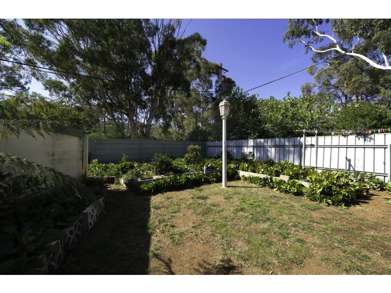 5 Peden Place, Watson ACT 2602