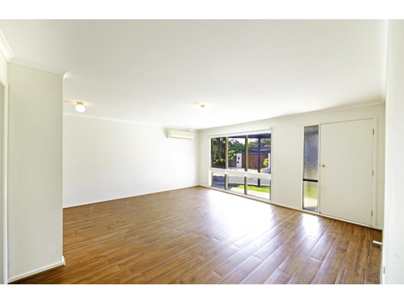 4 Brownlow Place, Holt ACT 2615