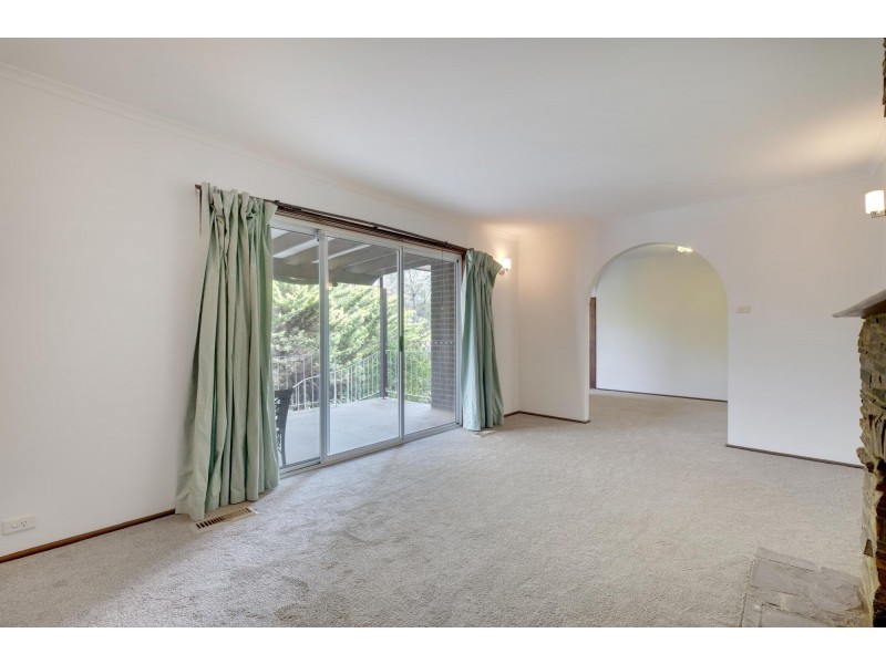 27 Sampson Close, Melba ACT 2615