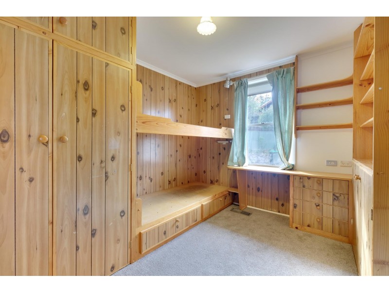 27 Sampson Close, Melba ACT 2615