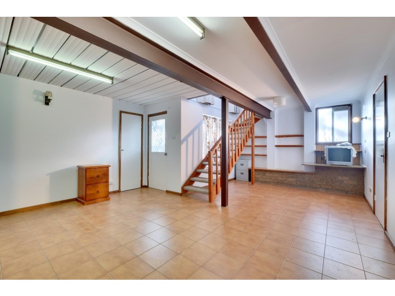 27 Sampson Close, Melba ACT 2615