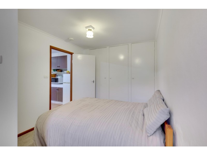 27 Sampson Close, Melba ACT 2615