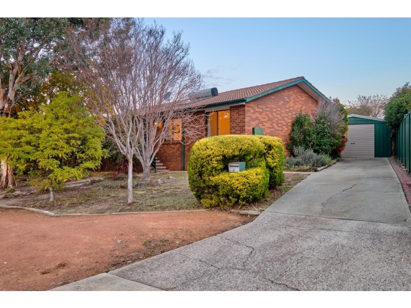 4 Mcarthur Place, Latham ACT 2615