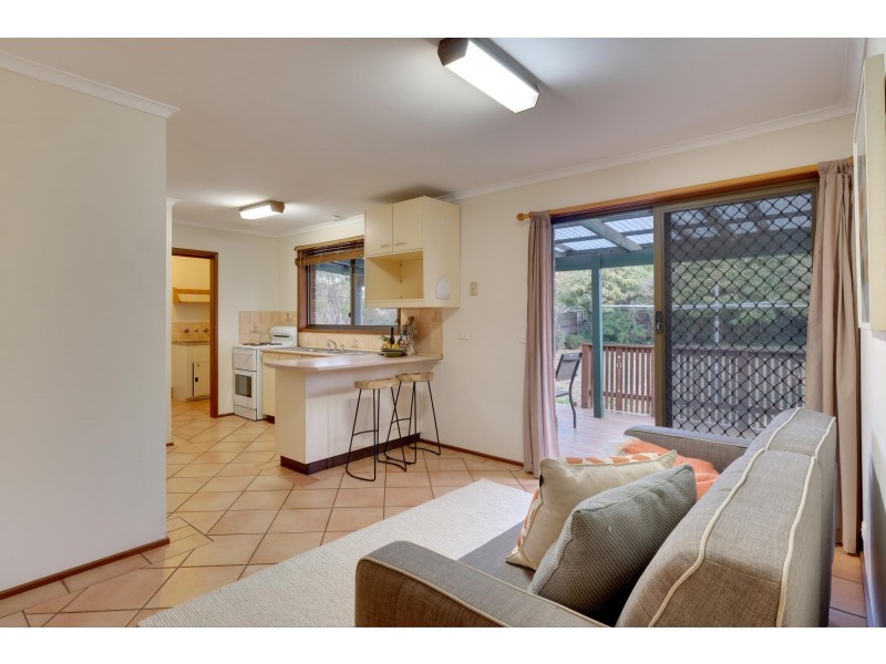 4 Mcarthur Place, Latham ACT 2615