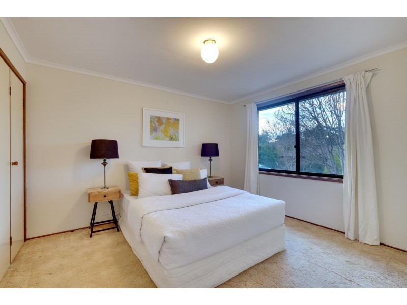 4 Mcarthur Place, Latham ACT 2615