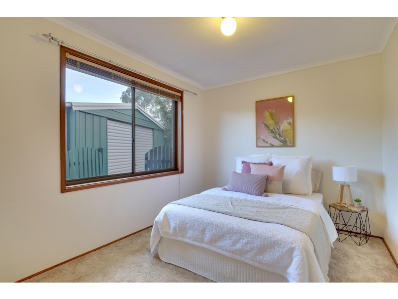 4 Mcarthur Place, Latham ACT 2615