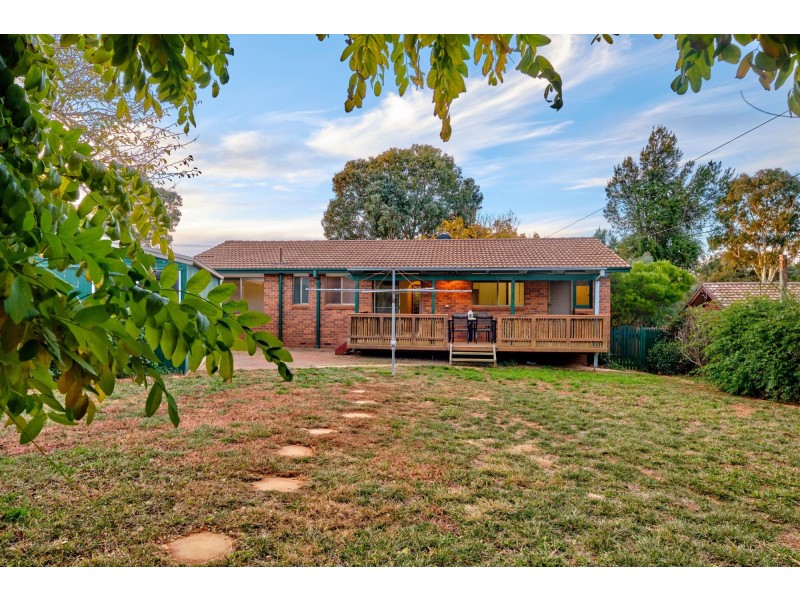 4 Mcarthur Place, Latham ACT 2615