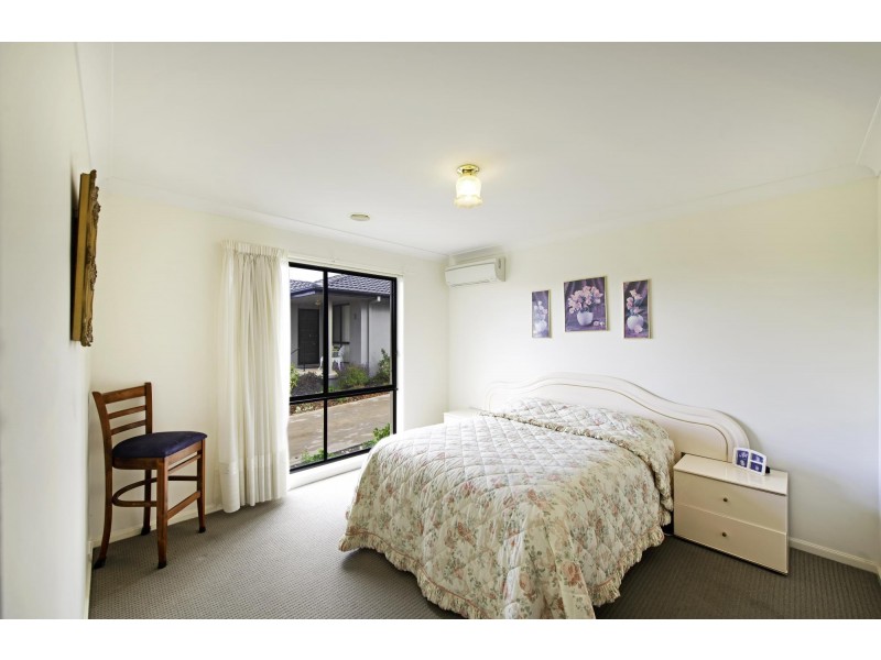 5/48 Siroset Close, Dunlop ACT 2615