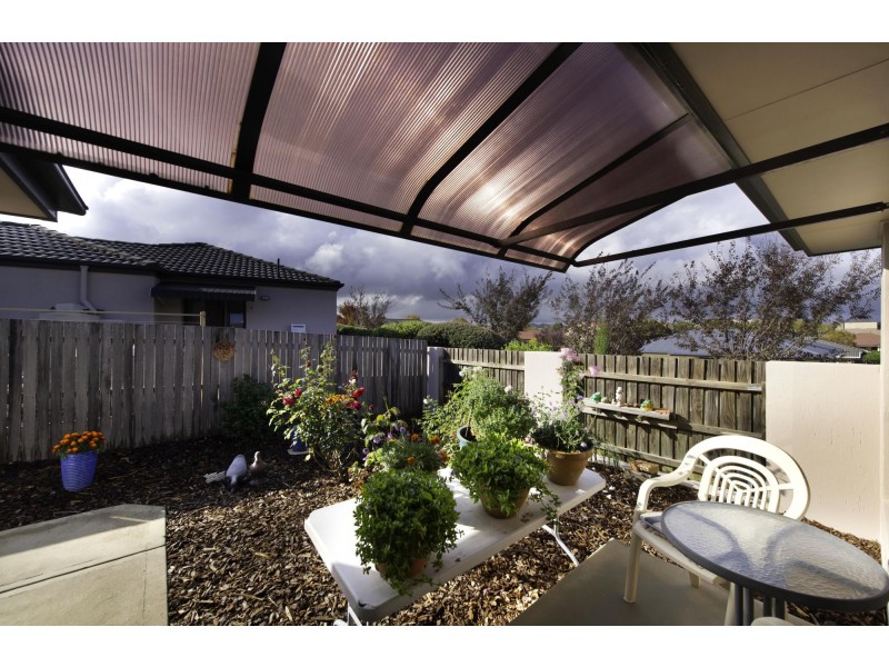 5/48 Siroset Close, Dunlop ACT 2615