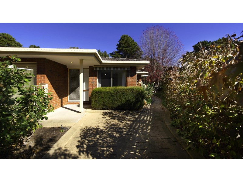 2/106 Britten Jones Drive, Holt ACT 2615
