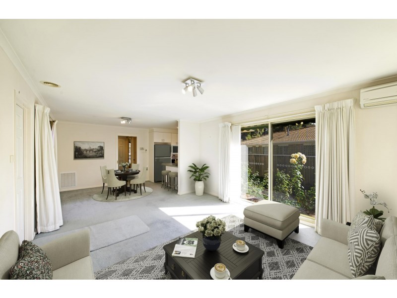2/106 Britten Jones Drive, Holt ACT 2615