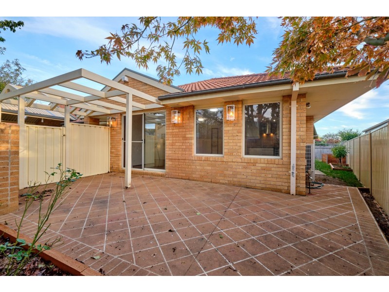 4 Carnall Close, Holt ACT 2615