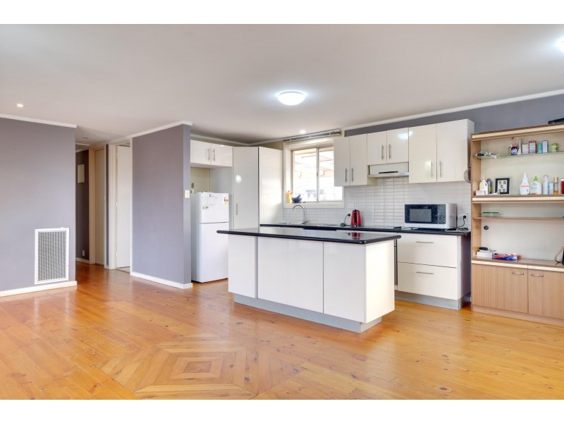 110 Osburn Drive, Macgregor ACT 2615