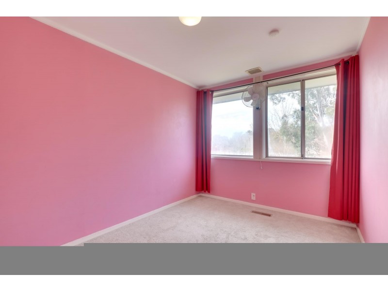 110 Osburn Drive, Macgregor ACT 2615