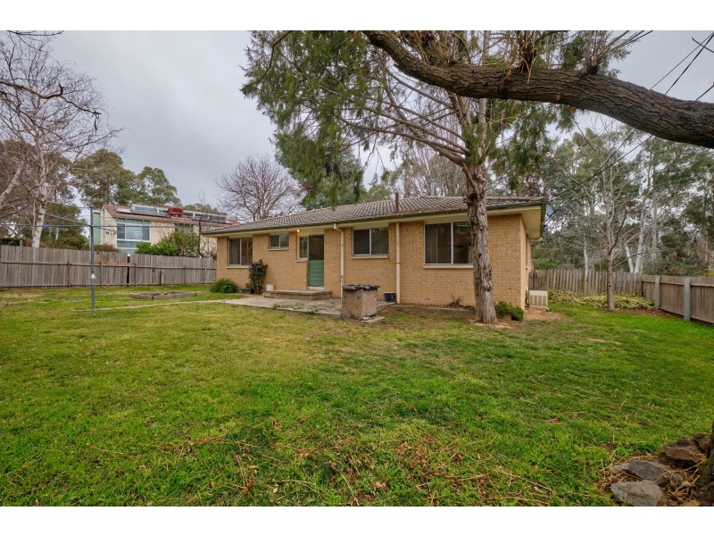 6 Swift Place, Macgregor ACT 2615