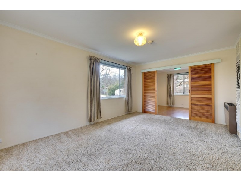 6 Swift Place, Macgregor ACT 2615