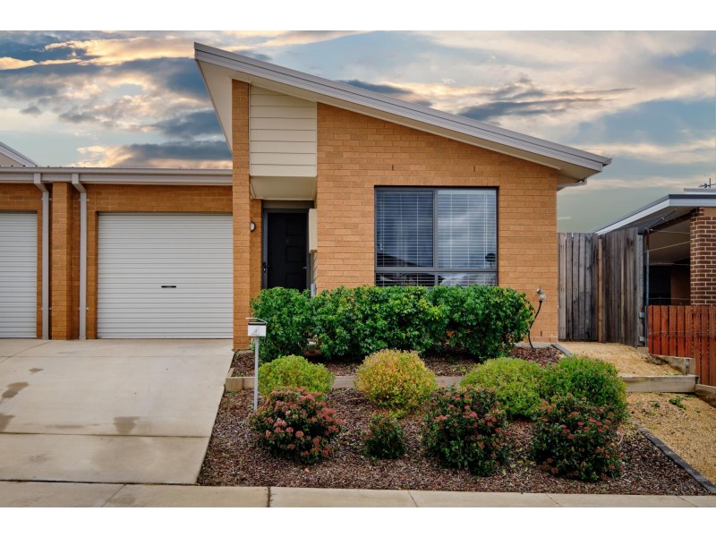 4 Gudamang Street, Ngunnawal ACT 2913