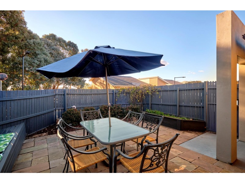 15/85 Macfarlane Burnet Avenue, Macgregor ACT 2615