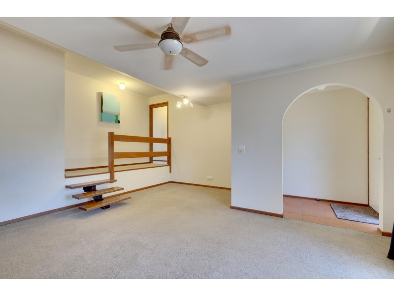 25 Moyes Crescent, Holt ACT 2615