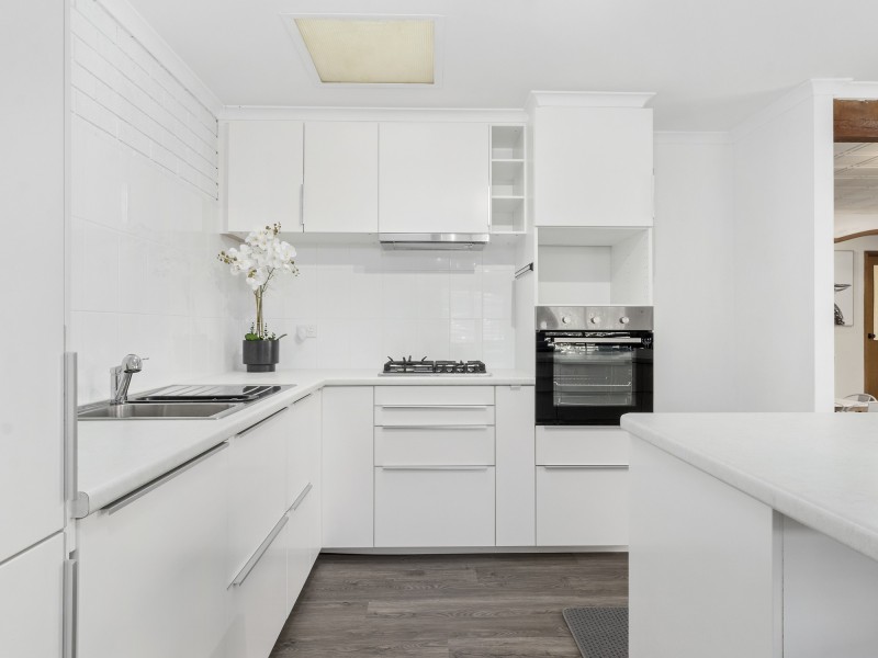 6 Moorehead Place, Latham ACT 2615