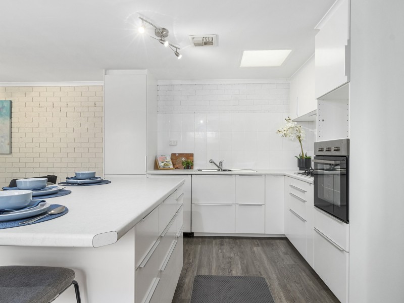 6 Moorehead Place, Latham ACT 2615