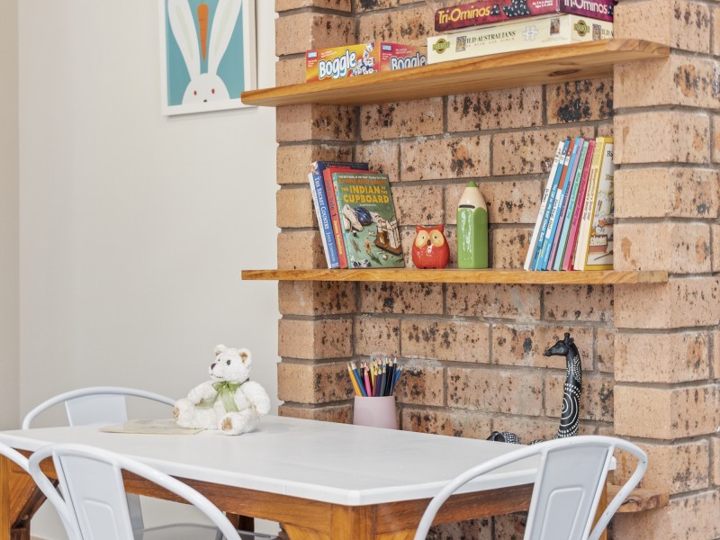 6 Moorehead Place, Latham ACT 2615