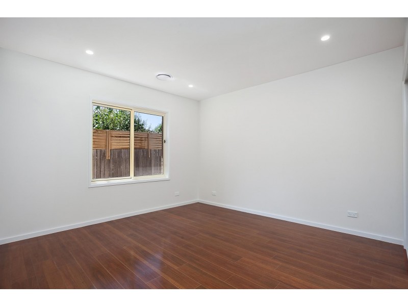 1 Fairlight Street, Dunlop ACT 2615