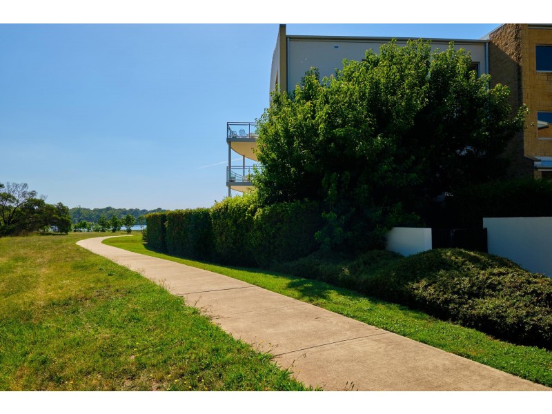4/20 Beissel Street, Belconnen ACT 2617